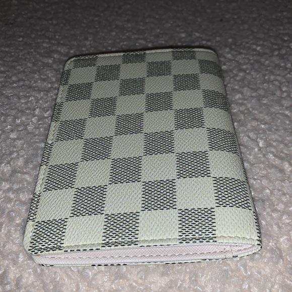 RITA MESSI DESIGNER INSPIRED CHECKERED WALLETS - Picture 3 of 4